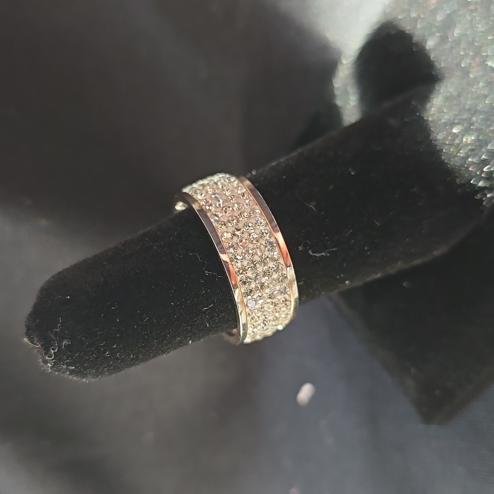 BLING stainless steel ring sz 7